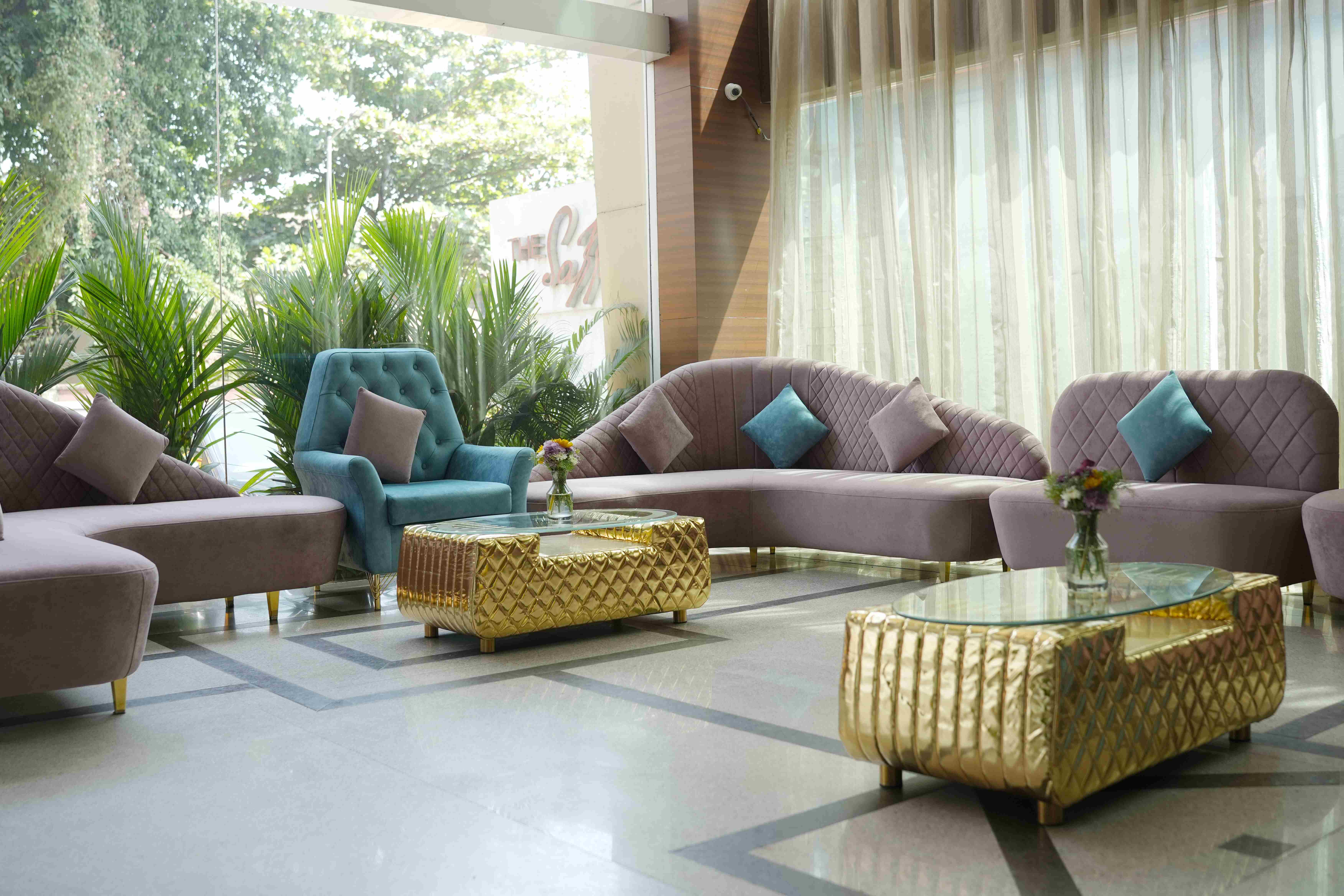 Srinivas Saffron Hotel exterior